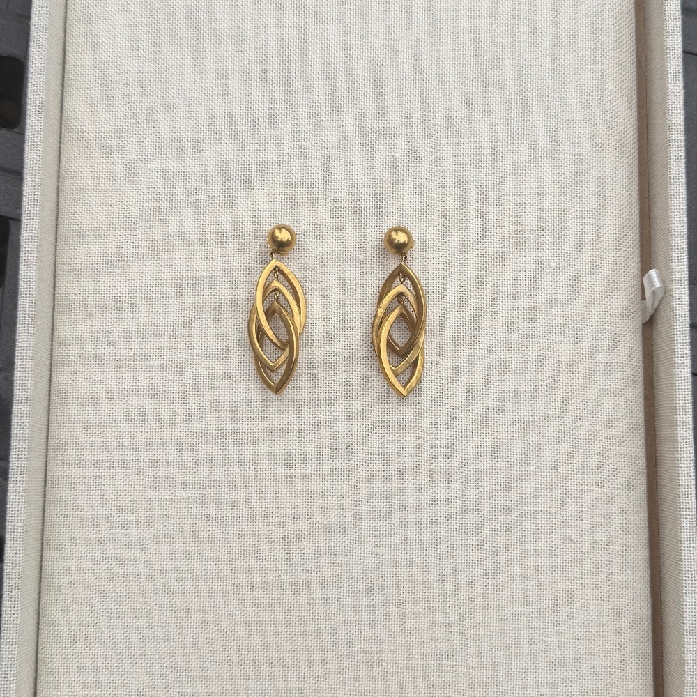 *Never Worn* Steve Vaubel Earrings